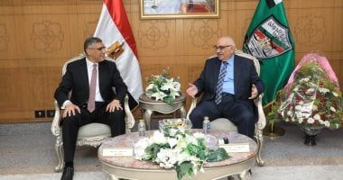 محافظ الجيزة يزور رئيس هيئة قضايا الدولة لتهنئته بمنصبه الجديد