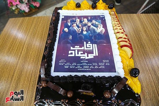 الخليج 365 يكرم صناع مسلسل "فات الميعاد".. صور