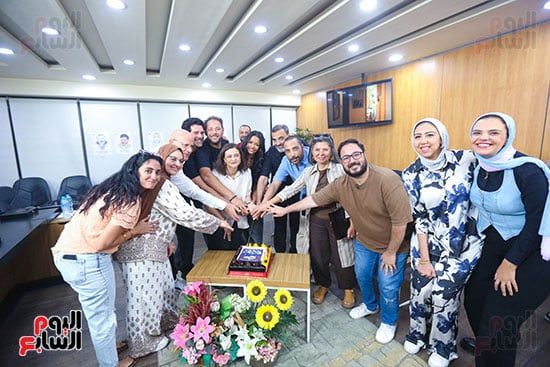 الخليج 365 يكرم صناع مسلسل "فات الميعاد".. صور