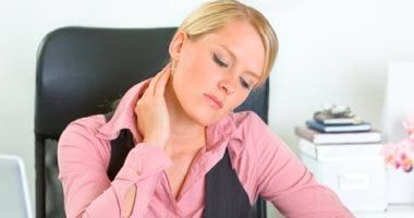 كتل الرقبة والعنق عرض لأكثر من مرض.. وخيارات علاج جيدة