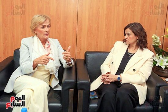رئيسة بعثة الاتحاد الأوروبى تزور ”الخليج 365” وتشيد بدور الصحافة المصرية