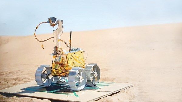 12 دراسة علمية غير مسبوقة أنجزها «المستكشف راشد 1»