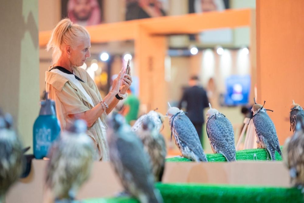 29 مليون ريال في 4 أعوام.. المزاد الدولي يجمع صقاري العالم في الرياض