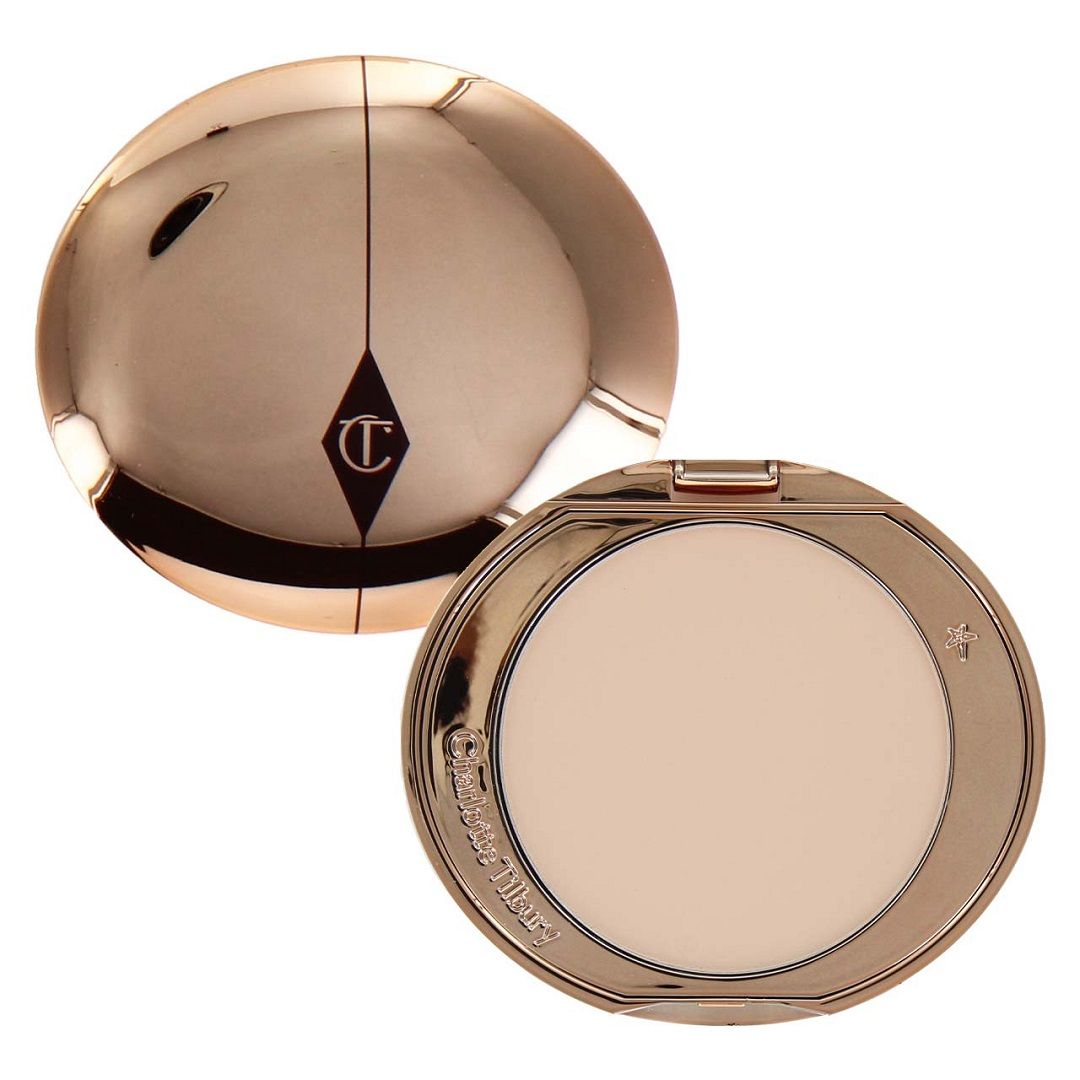 دليلك لاختيار وتطبيق البودرة المضغوطة كالمحترفات.. لمسة نهائية مثالية