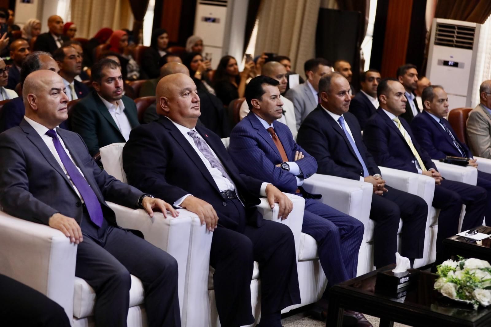 إطلاق مشروع "30 يوم تحدى" بالتعاون بين وزارة الشباب والرياضة وبرزنتيشن لايف