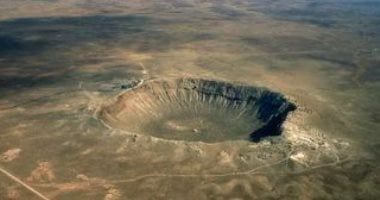 تكنولوجيا: نيزك قديم تسبب فى انهيار أرضى ضخم غير مجرى نهر كولورادو قبل 56 ألف عام