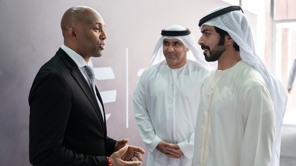 خليفة بن طحنون بن محمد يفتتح النسخة السادسة من بطولة العالم للفنون القتالية المختلطة للناشئين