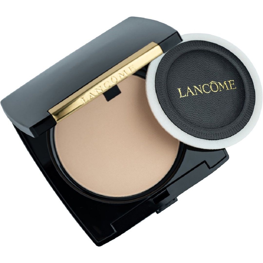 دليلك لاختيار وتطبيق البودرة المضغوطة كالمحترفات.. لمسة نهائية مثالية