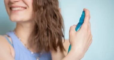 أهمها كثرة تصفيفه.. 13 خطأ يضر بصحة الشعر