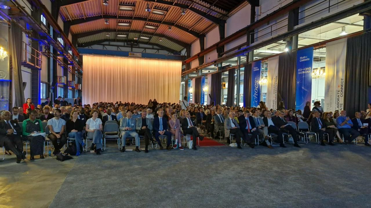 608 طلاب من 19 جامعة يشاركون في معرض بالجامعة الألمانية ببرلين.. صور