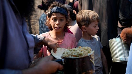 25 دولة تندد بـ "القتل الوحشي" للمدنيين بغزة وتدعو لوقف فوري للحرب.. ودبابات الاحتلال تتوغل بدير البلح