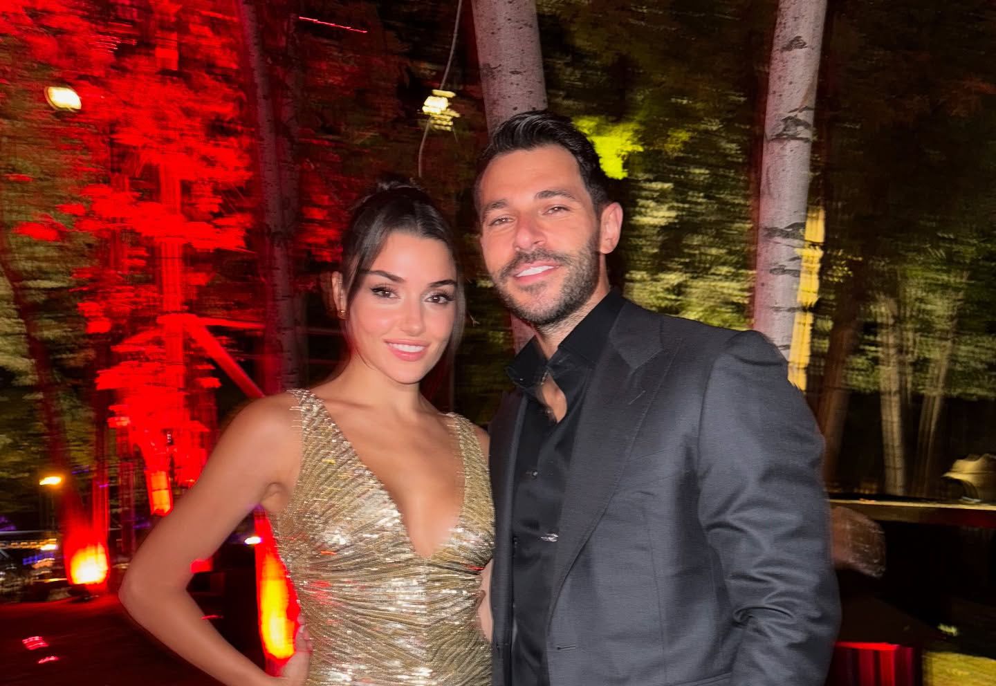 بالصور- هاندا أرتشيل وحبيبها في بيروت… الحبّ والأناقة في مشهد واحد