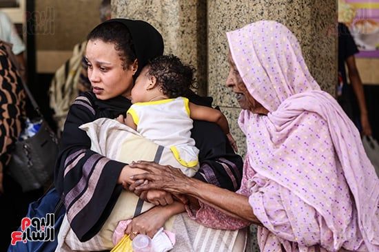 شكرا مصر.. رسائل شكر من السودانيين خلال رحلة العودة إلى بلادهم.. صور