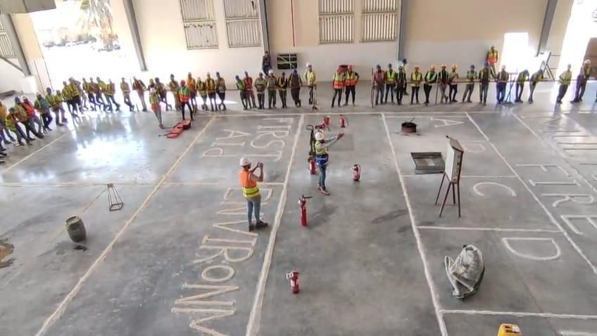 وزارة قطاع الأعمال العام وشركاتها التابعة تنظم وقفة توعوية شاملة