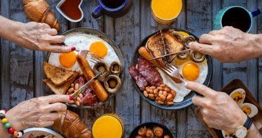 تناول الطعام بهذا الترتيب يساعد فى إنقاص الوزن وضبط سكر الدم