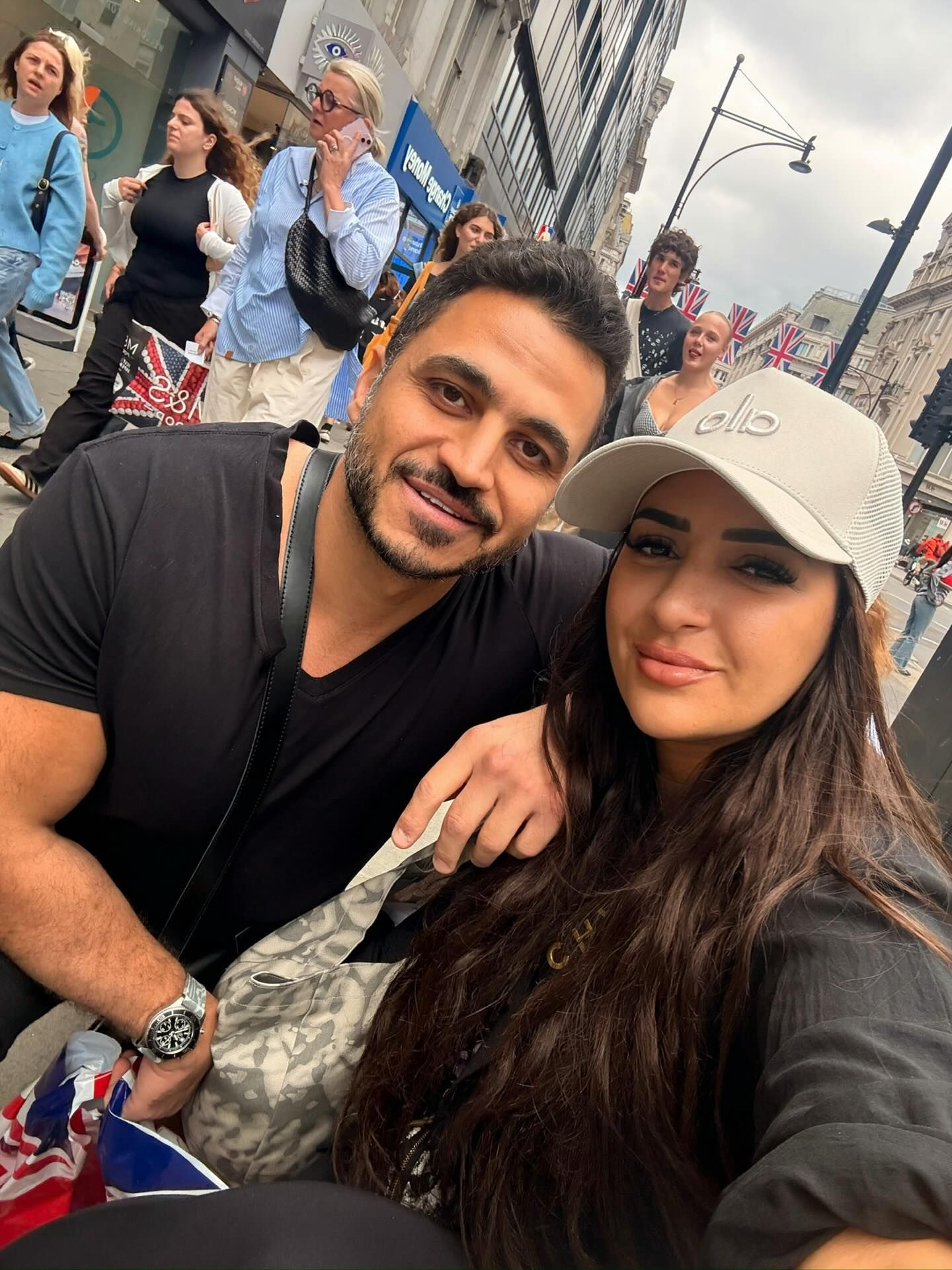 كريم السبكى يعلن زواجه من خارج الوسط الفنى.. صور