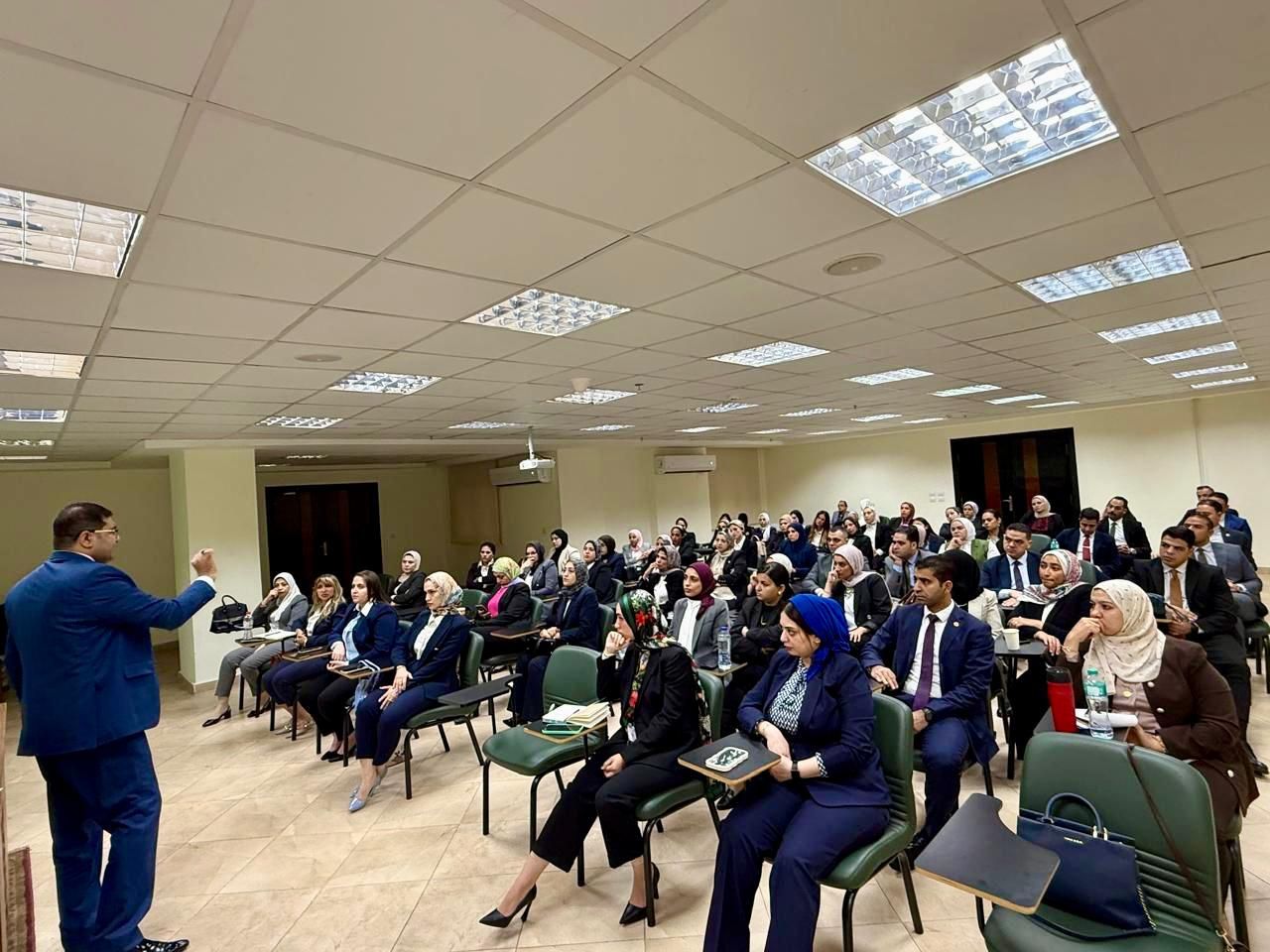 اختتام دورة أعضاء النيابة الإدارية حول التحديات الانتخابية لرؤساء اللجان الفرعية