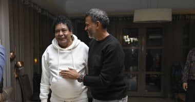 الملحن إيهاب عبد الواحد يشوق جمهوره لأغنية جديدة مع النجم محمد منير