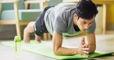 لو معندكش وقت تلعب رياضة.. جرب تمرين "السبع دقايق"