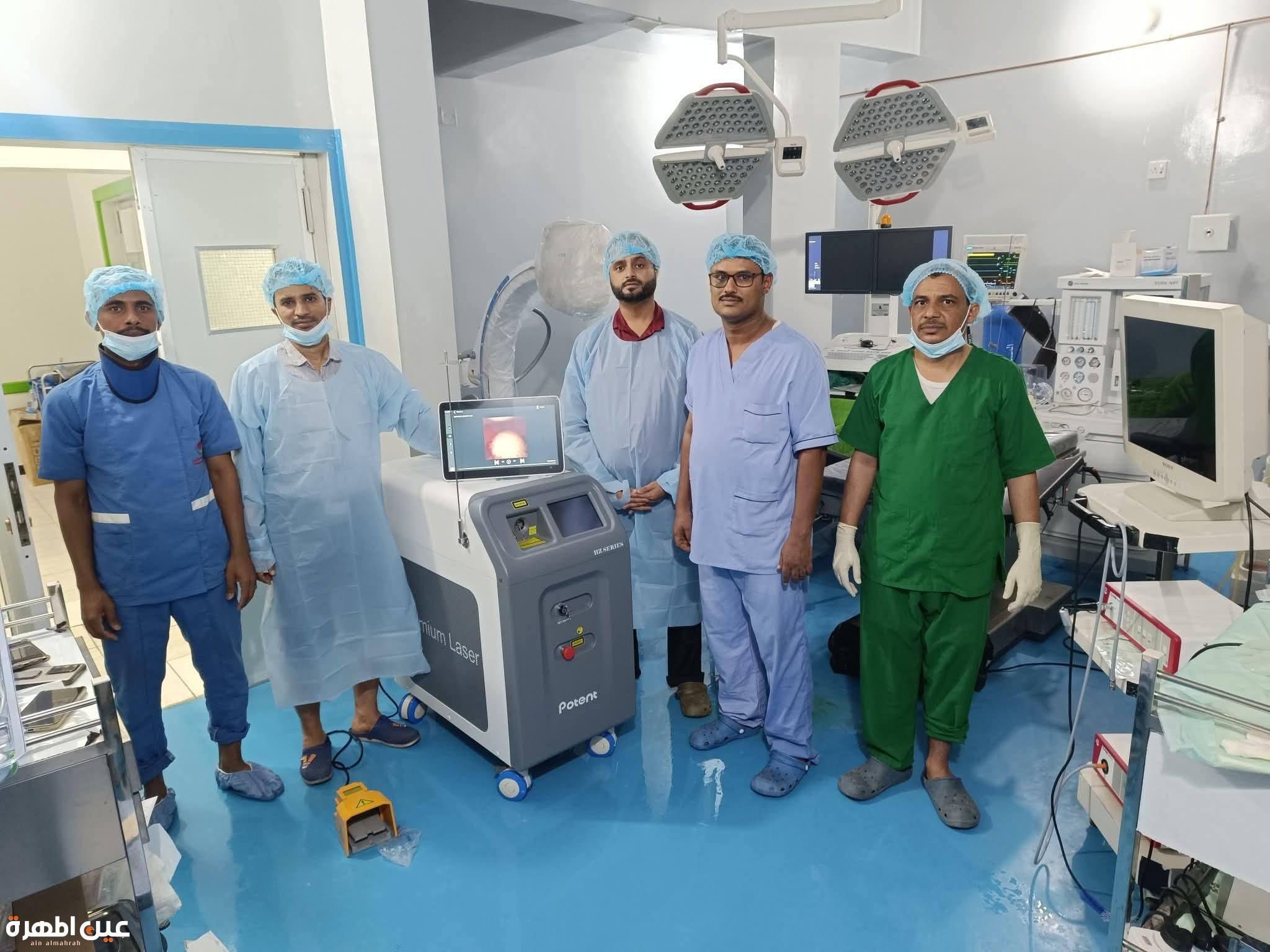 في عملية نادرة ..استخراج 193 حصوة من مريض في شبوة