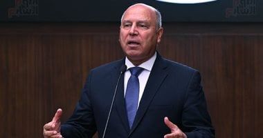 كامل الوزير يناقش تفعيل وديعة الكويت لاستثمارات فى مصر مع رئيس الوزراء الكويتى