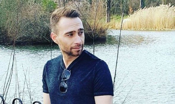 حسام حبيب يكسر الصمت ويعتذر لشيرين عبد الوهاب أمام الجميع