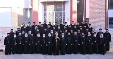 البابا تواضروس يلتقي كهنة كنائس "غربى الإسكندرية"