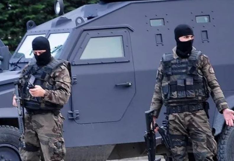 صحيفة إسرائلية: المخابرات التركية تحبط ثلاث محاولات اغتيال استهدفت رئيس دولة عربية