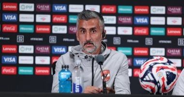 ريبيرو يركز على التدريبات البدنية في مران الأهلي الصباحي بتونس.. صور