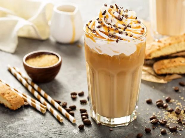 10 أطعمة ومشروبات غير صحية تساعد على زيادة الوزن.. اعرف البدائل