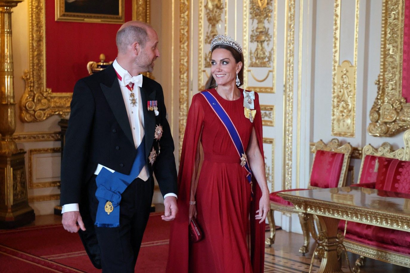 رحلة ملكية في الخفاء: الأمير ويليام وكيت ميدلتون حضرا سرًا حفل ريهانا قبل إعلان خطوبتهما