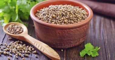 كيف يساعد تناول ماء الكزبرة مع الليمون في خسارة الوزن؟