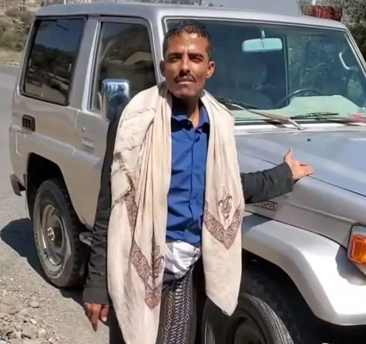 تجّار سيارات يغادرون إب بعد خسائر فادحة بعد شهرة حراج أبو حيدر العولقي