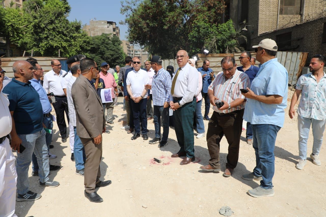 محافظ القاهرة يتفقد ميدان رمسيس ويوجه بمنع الانتظار الخاطىء.. صور