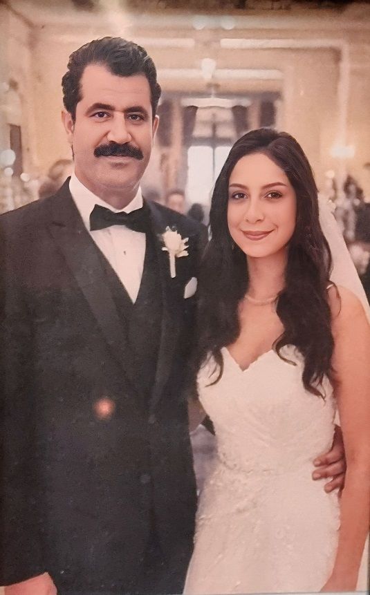 ياسمين رحمي ابنة محمد محمود وزوجة محمود حافظ في فيلم "طلقني"