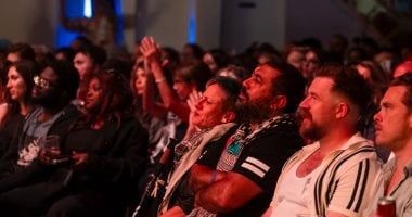 معز مسعود ومسار إجبارى فى لندن من أجل فلسطين.. اعرف التفاصيل