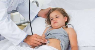 بينها التهابات الأذن والعين.. اعرف أشهر الأمراض بين الأطفال