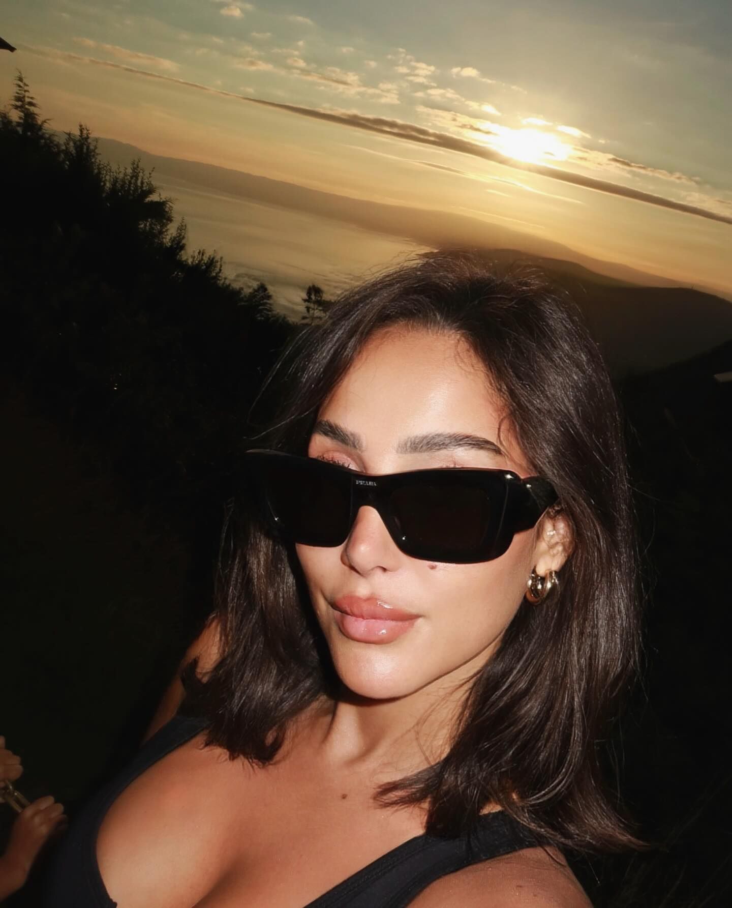 بسمة بوسيل توثق رحلتها إلى سويسرا بصحبة أبنائها × صور