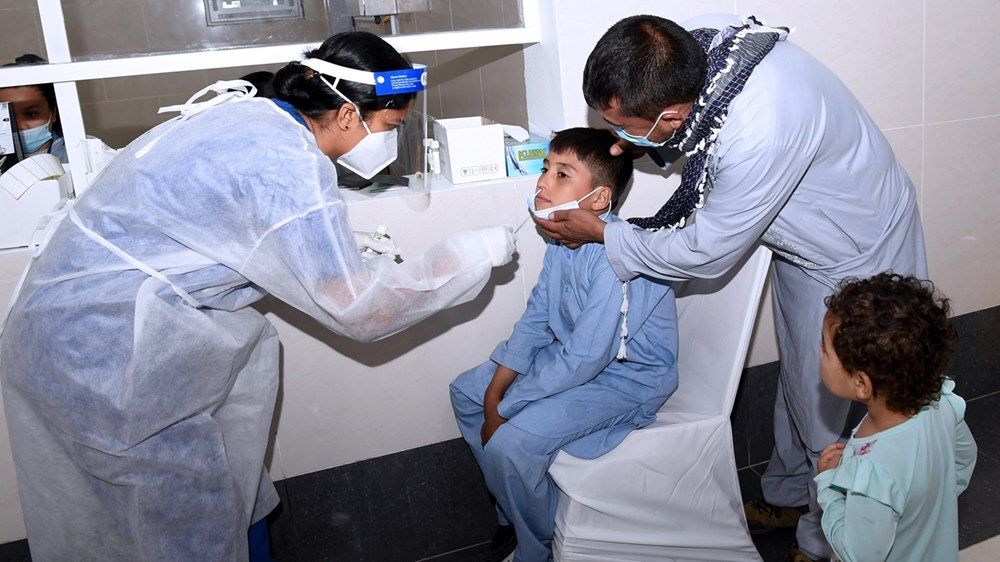 الإمارات استضافت 17.6 ألف أفغاني قبل مغادرتهم إلى وجهاتهم النهائية