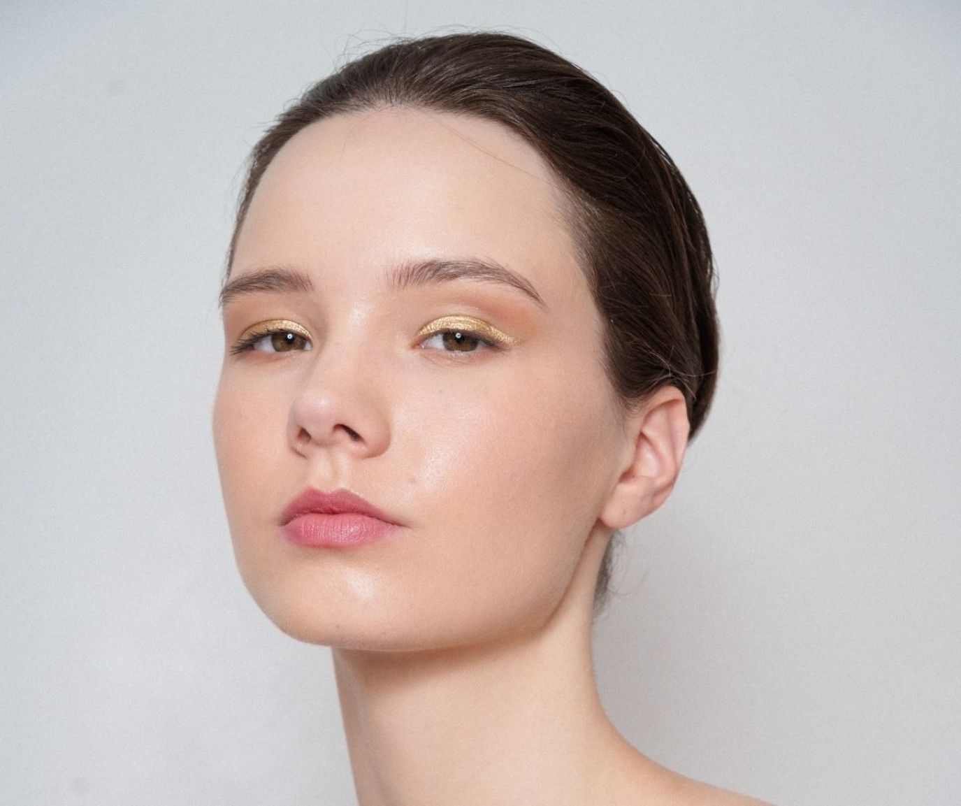 ماسك لترطيب الوجه وتفتيحه.. إشراقة طبيعية ونضارة بخطوات سهلة