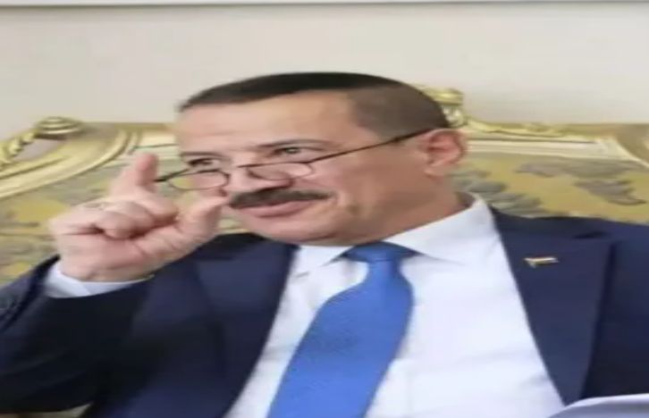 ما وراء الكواليس من ترتيبات وتحالفات؟...مسؤول حوثي يطير إلى المجهول