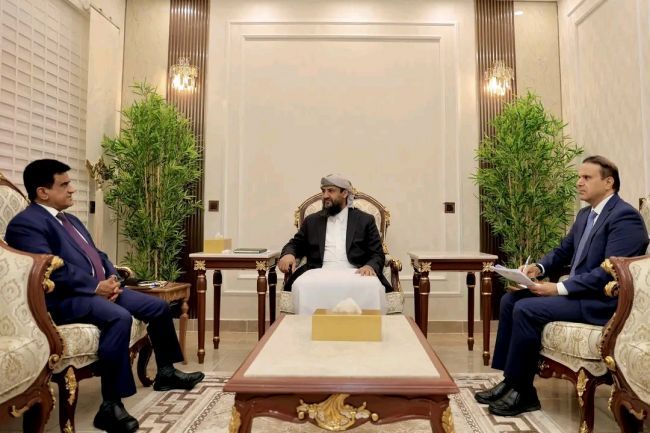 المحرّمي يبحث مع الوزير الشماسي خطط تطوير قطاع النفط والغاز وتأمين الإمدادات