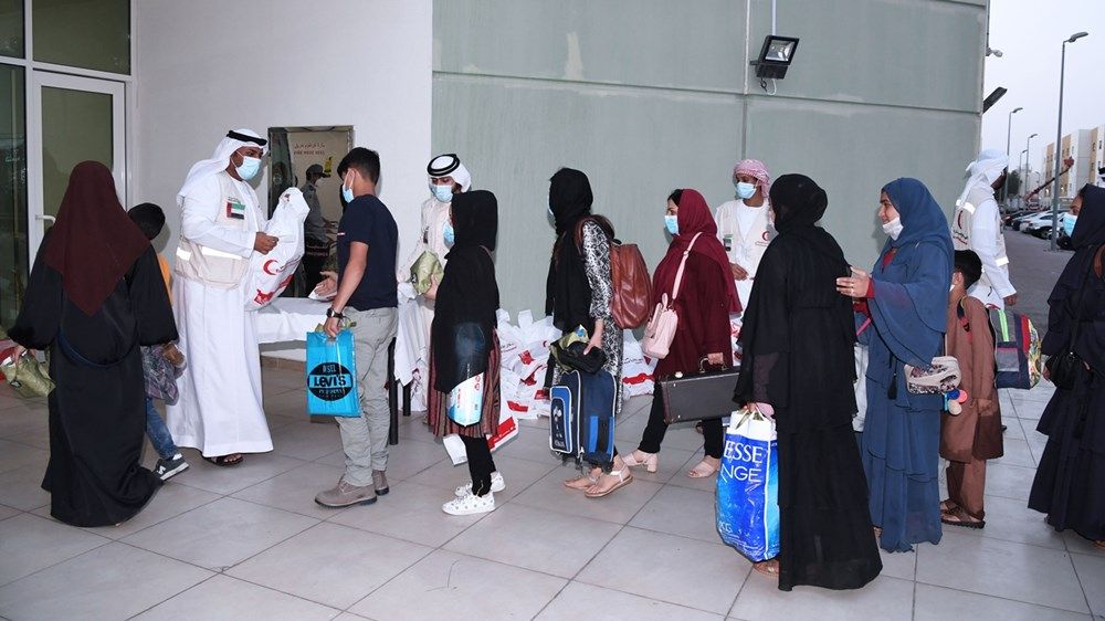 الإمارات استضافت 17.6 ألف أفغاني قبل مغادرتهم إلى وجهاتهم النهائية