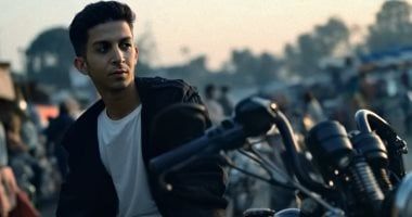 هشام جمال عن أغنيته أنا والقمر: مختلفة جدا لأنها الأولى بعد ما ليلى بقت فى حياتى رسمى