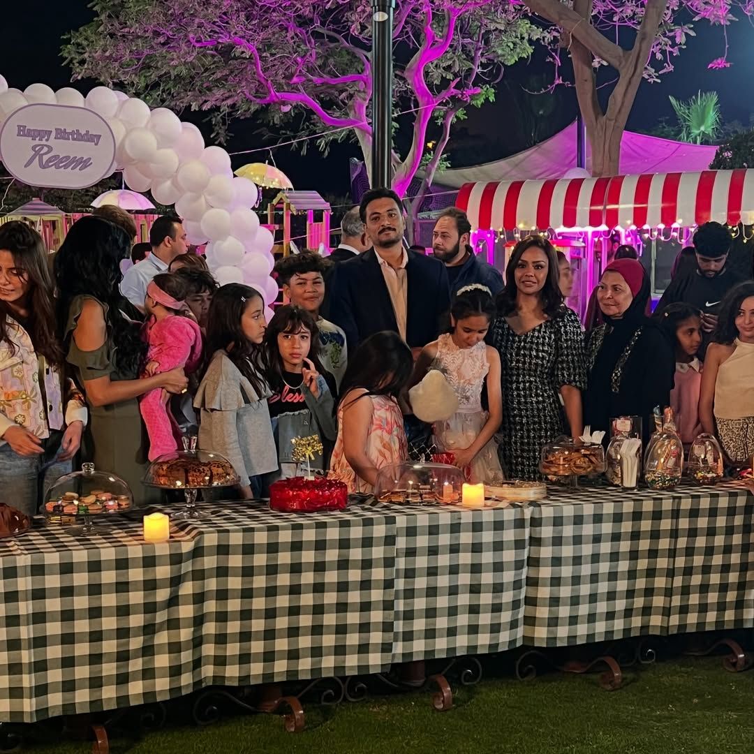 أسماء أبو اليزيد: خلصت حدوتة فات الميعاد وشكرا على رحلة مليانة حب وانبساط (صور)