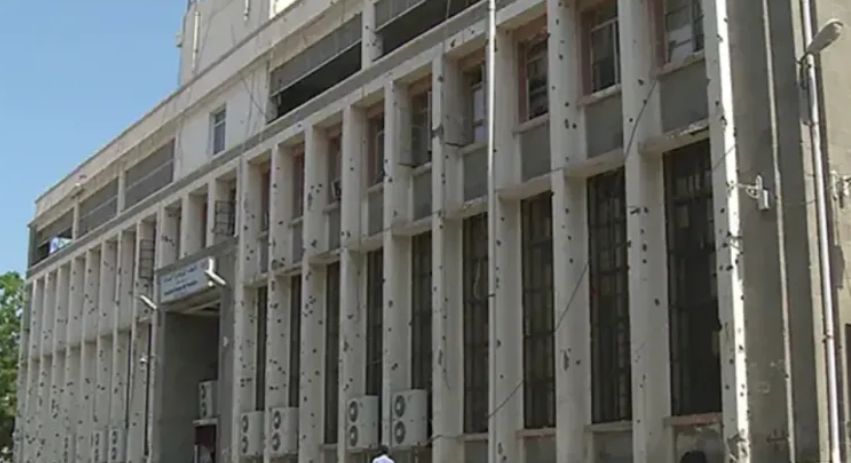 بينها النجم ودادية...البنك المركزي اليمني يوقف تراخيص 13 شركة ومنشأة صرافة "اسماء"