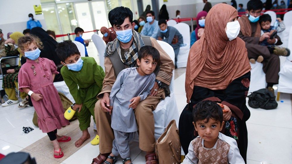 الإمارات استضافت 17.6 ألف أفغاني قبل مغادرتهم إلى وجهاتهم النهائية