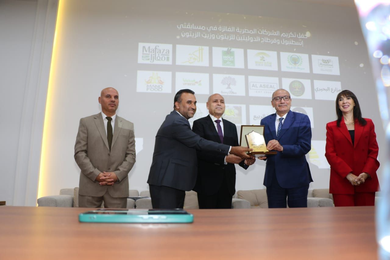 محافظ القاهرة تعلن إقامة معارض لدعم صناعات الزيتون