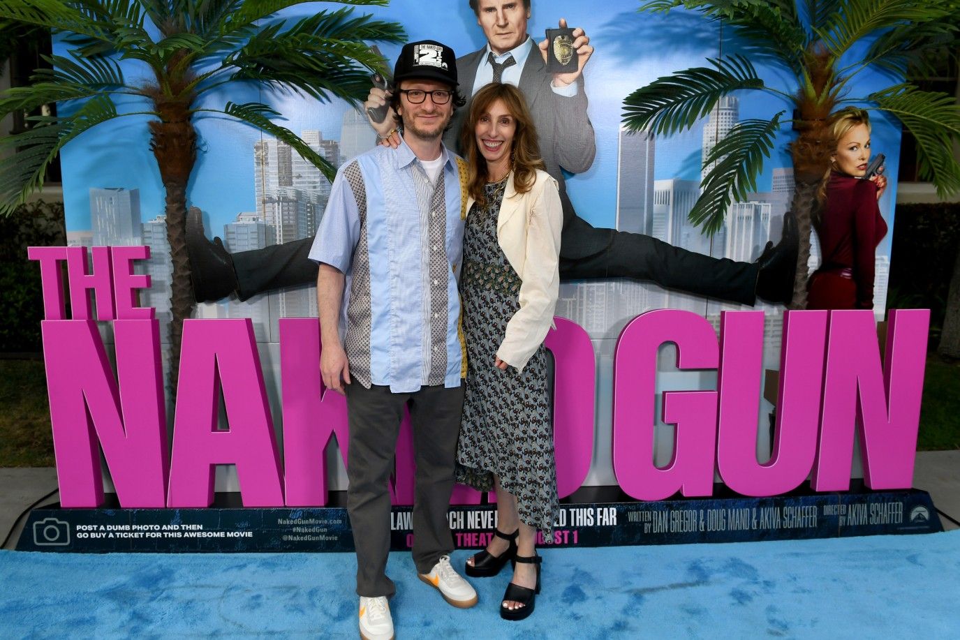 مخرج ومنتجة The Naked Gun يكشفان لـ"الخليج 365" كواليس التعاون مع ليام نيسون وباميلا أندرسون