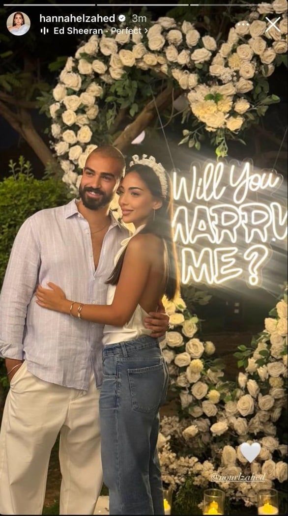 هنا الزاهد تحتفل بخطوبة شقيقتها الصغرى في أجواء عائلية